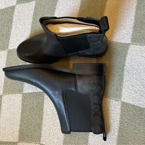 NEW Coach Meredith Signature Black/ Charcoal Women's Bootie